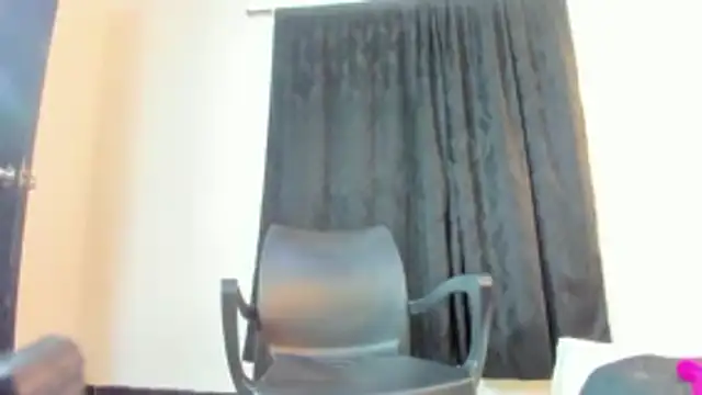 Lara_Seduce Live XXX Chat