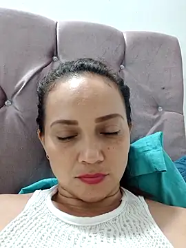 Amanda39 Live XXX-Chat