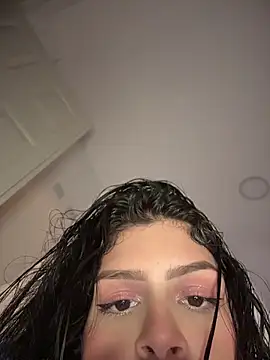 kloe_sexxys Adlı Modelin Web Kamerası Şovu