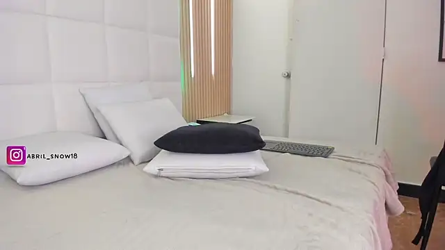 abril_snow Live XXX-chat