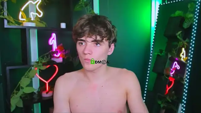 emil_luckyのライブXXXチャット