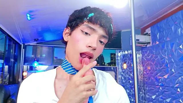 XXX chat uživo modela AlecciaNova