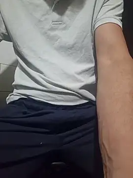 Dennisfwd live XXX chat