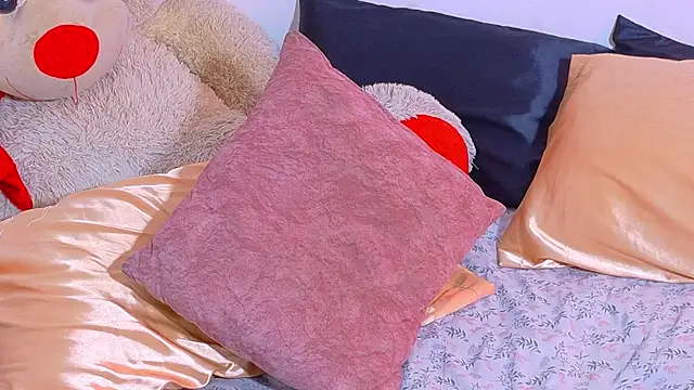 keelly_richaardson1's Live XXX Chat