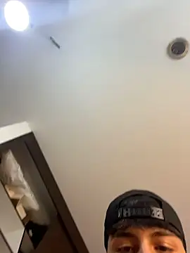 Lander_Cruz webkamerás műsora