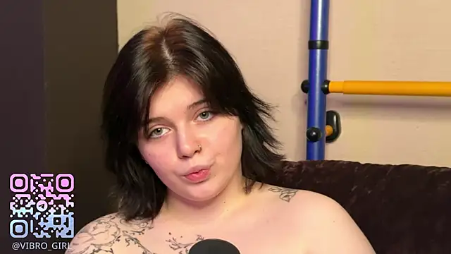 LoveIyBarbie 网络视讯表演