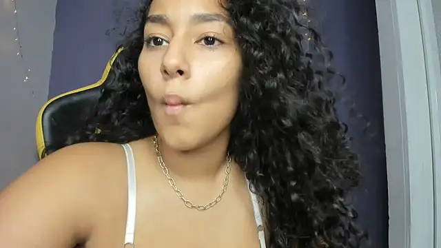 Pertunjukan Kamera Web emily_stars1