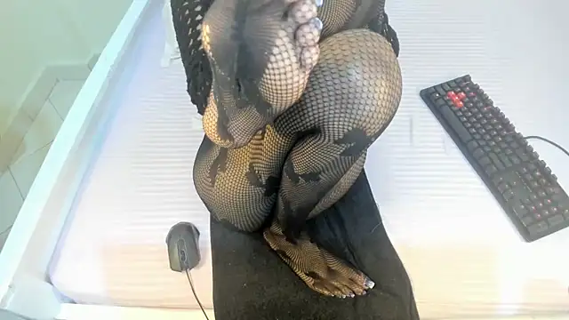 mapeeesのライブXXXチャット