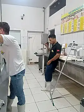 RobertoLuiz84 Live XXX-Chat