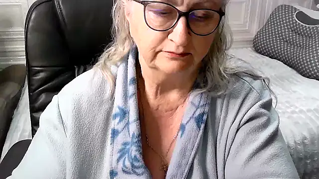 LolkaAlyss Pertunjukan Webcam