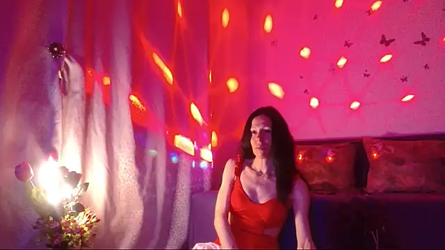 ElysaSunのライブXXXチャット