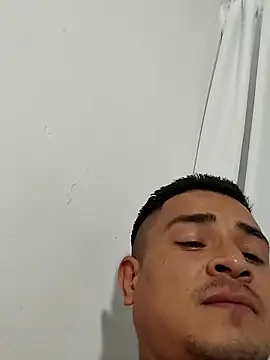 hotederのライブXXXチャット