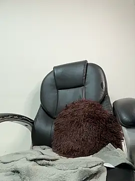 EMILIIA_RICHTER__ – Live XXX-chat