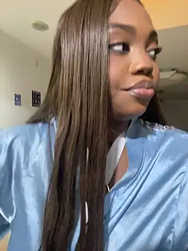 SarahBleer 即時 XXX 聊天