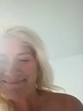 Pokazy przed kamerką – heheskippy