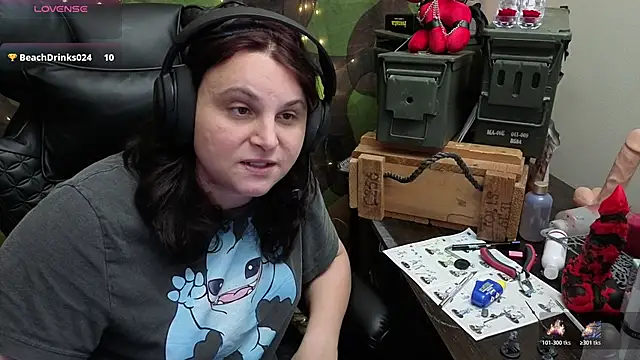 Salacious_Sage: διαδικτυακό σόου στην κάμερα