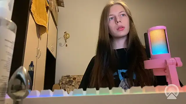 britneylovely – Kamerová šou