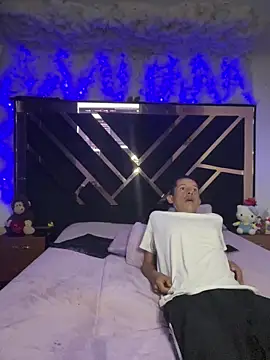 BriannaTS_and_David: вебкам-шоу