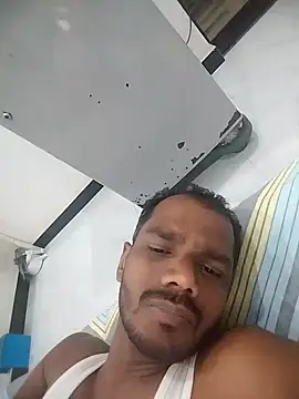 Daddyishere_19 Live XXX-chat