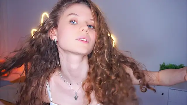 MyrleKnerr's Webcam Show