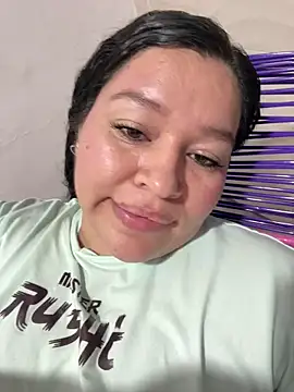 Chat +18 de Lovelipsbig ao vivo