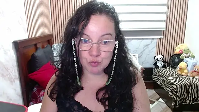 Sonialorens_'s Live XXX Chat