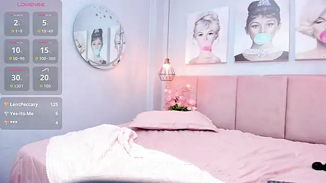 Živý XXX chat tifannygrey_