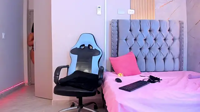 Živý XXX chat arianna_millers