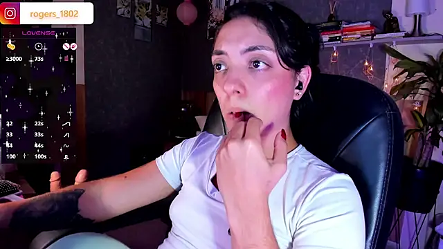 Chat +18 de isaa_dl ao vivo