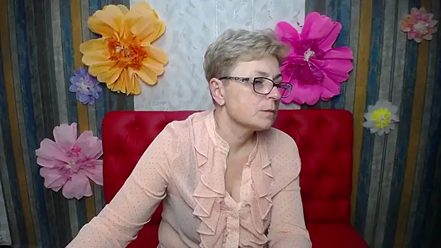 Chat +18 de EmiliaGree ao vivo