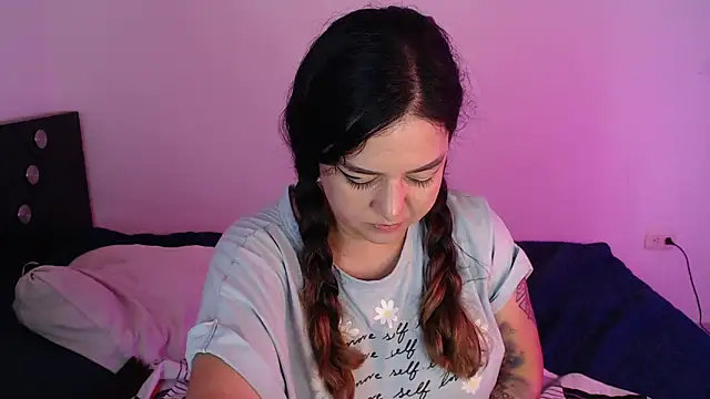 Abby_meow: απευθείας συνομιλία ΧΧΧ