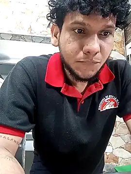 prototipoA45 ওয়েবক্যাম শো