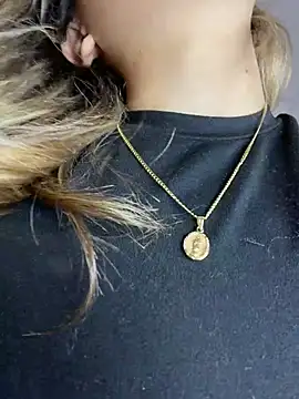 دردشة AngelBlushXXX الجنسية المباشرة