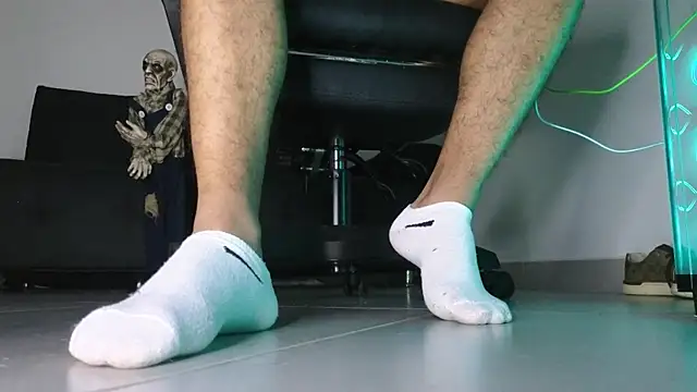 cash_master888 Show in webcam