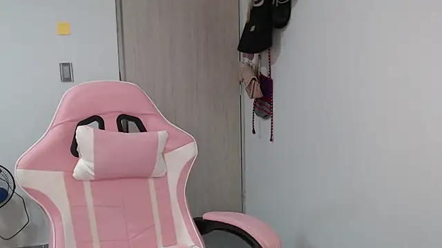 แชท XXX สดของ angel_girl0610