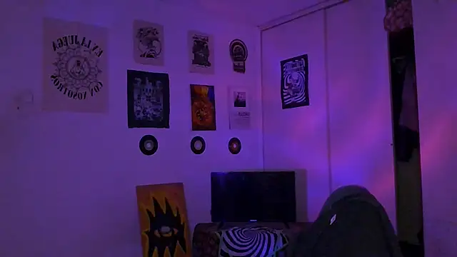 alex_one888 Chat XXX in diretta