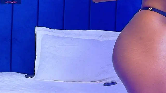 แชท XXX สดของ kiaratentation