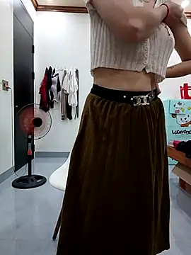 Emma_LinhのライブXXXチャット