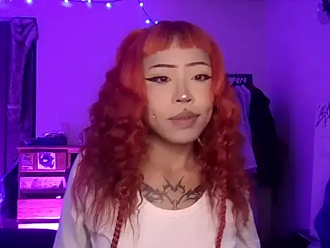 suky_pou's Live XXX Chat