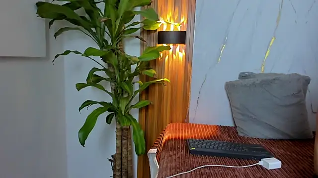 CharleyNova's Live XXX Chat