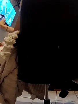 Chat +18 de Lolaa92i ao vivo