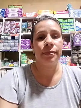 Онлайн чат XXX MIA-LARIOS