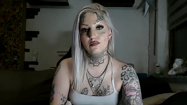 Вебкам-шоу RoxxyInk