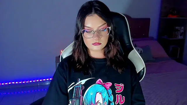 OphelianaRose33's Live XXX Chat