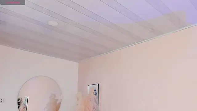 Chatroom XXX en direct de Niicol_Jenner