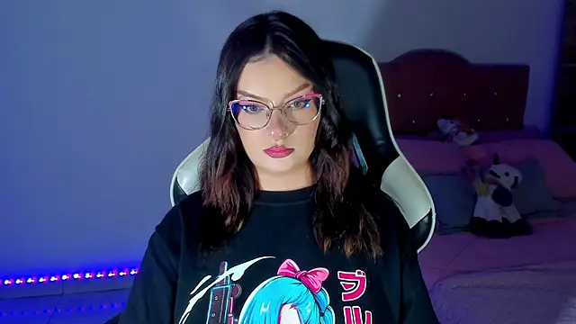 Онлайн чат XXX OphelianaRose33