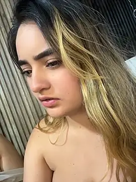 Chat XXX en directo de Antonella_Julieta