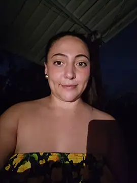 VickyHoult Live XXX-chat