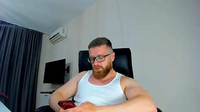 XXX chat uživo modela Findom_guy