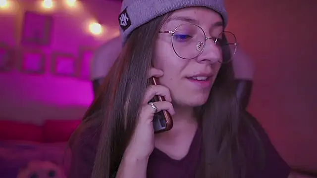 Онлайн чат XXX milly_kenner